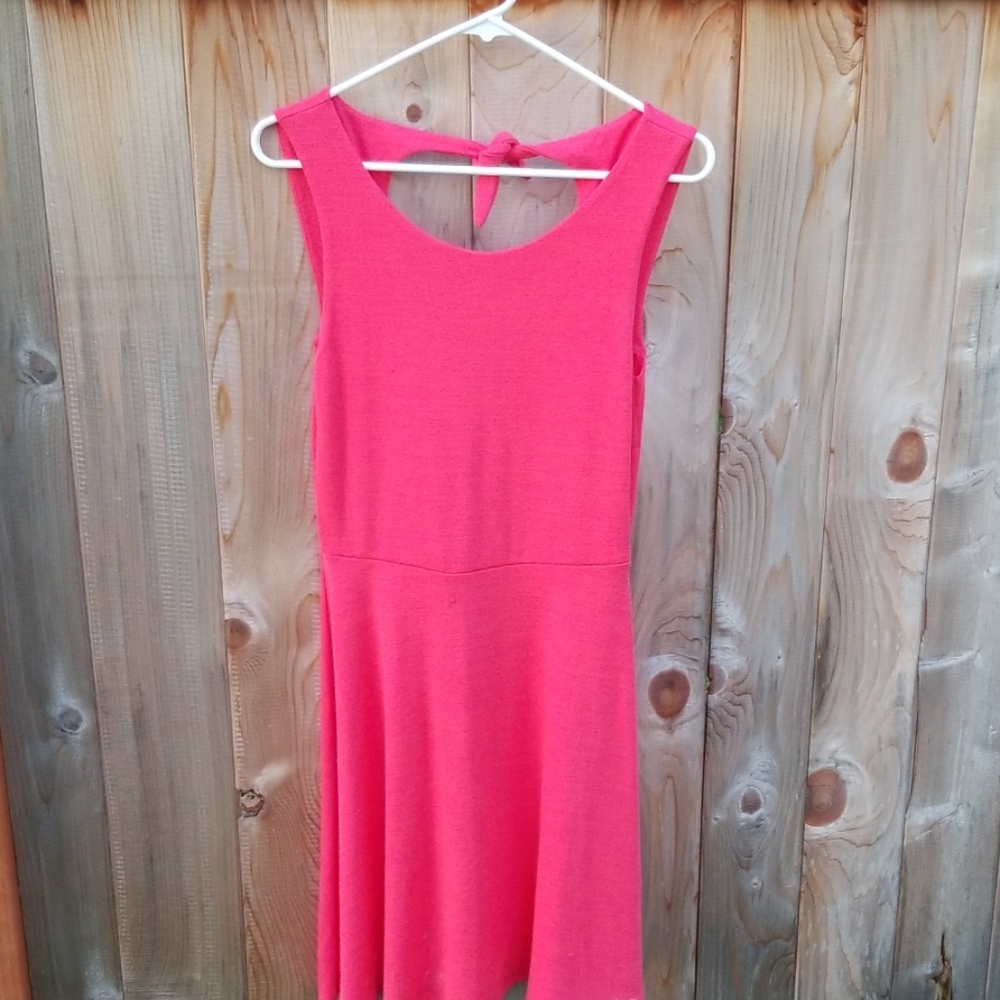 NWOT Coral Dress with Open Back Detail